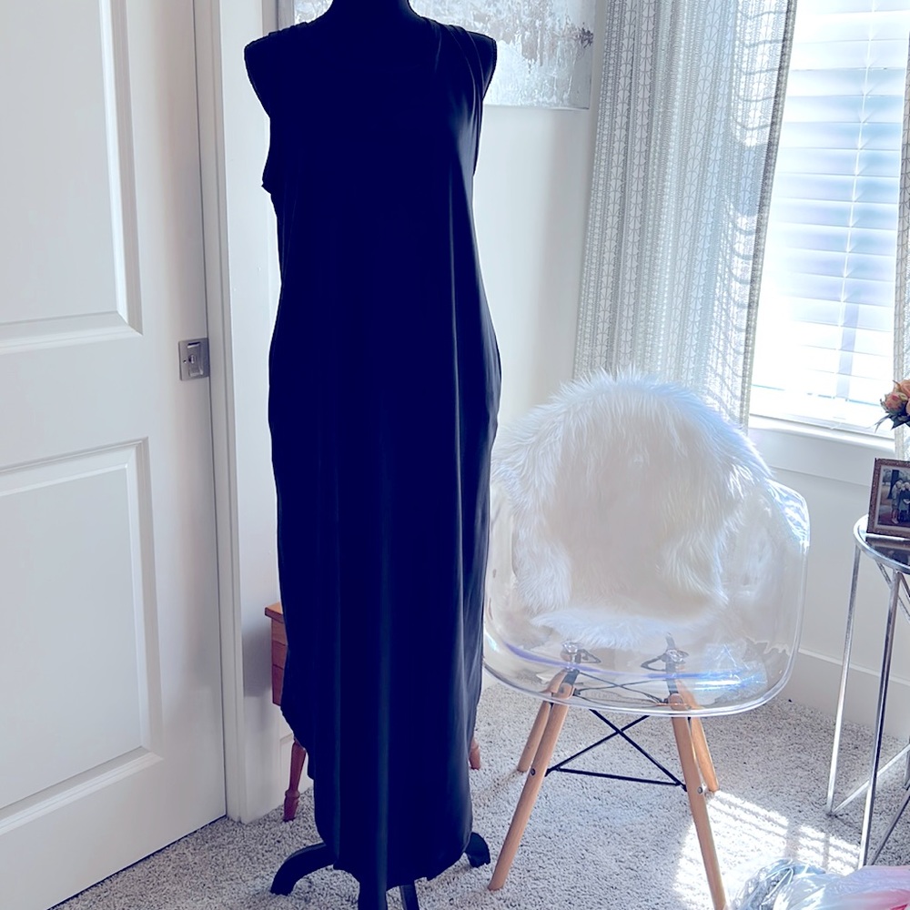 MTS tank midi dress. Size large.